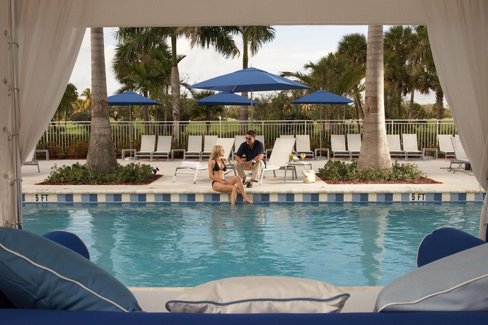 Imagen de la piscina del Hotel Provident Doral At The Blue Miami. Foto 10