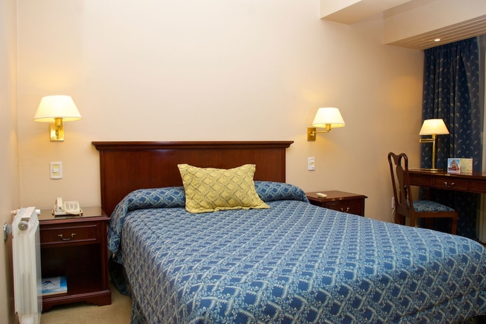 Imagen de la habitación del Hotel Provincial Plaza. Foto 16