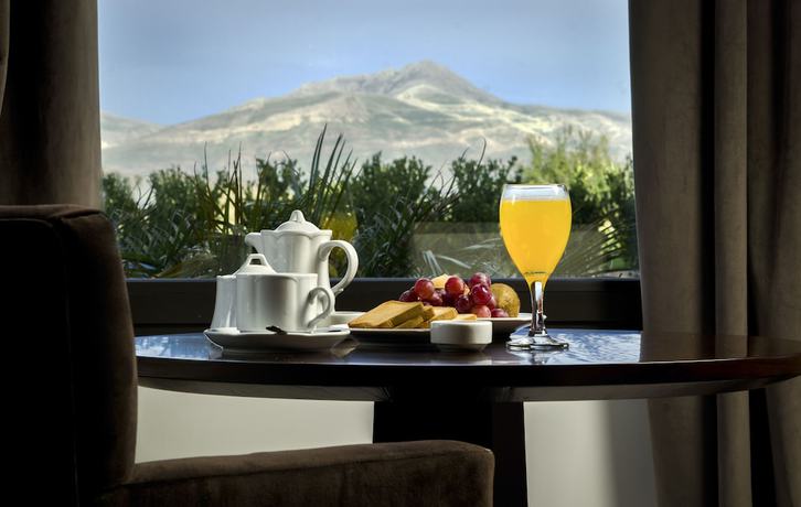 Imagen del bar/restaurante del Hotel Provincial Sierra de la Ventana. Foto 6