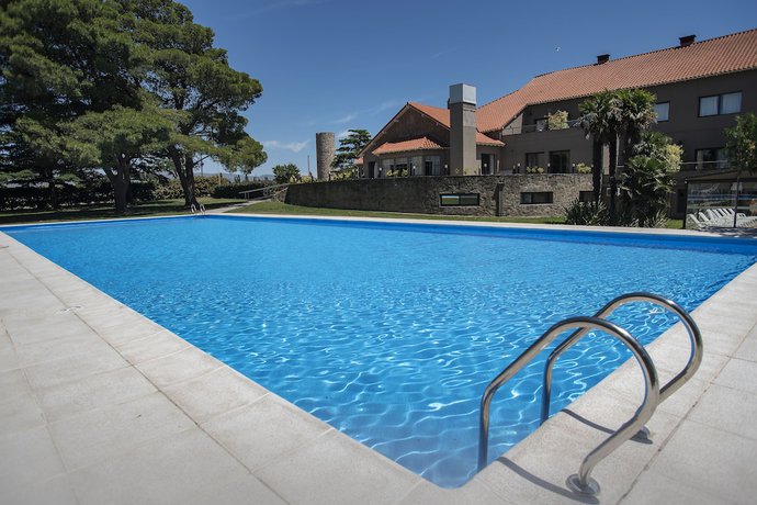 Imagen de la piscina del Hotel Provincial Sierra de la Ventana. Foto 19
