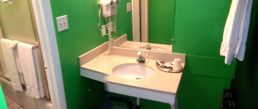 Imagen de la habitación del Hotel Provo Inn and Suites Provo. Foto 10