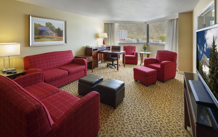 Imagen de los interiores del Hotel Provo Marriott and Conference Center. Foto 12