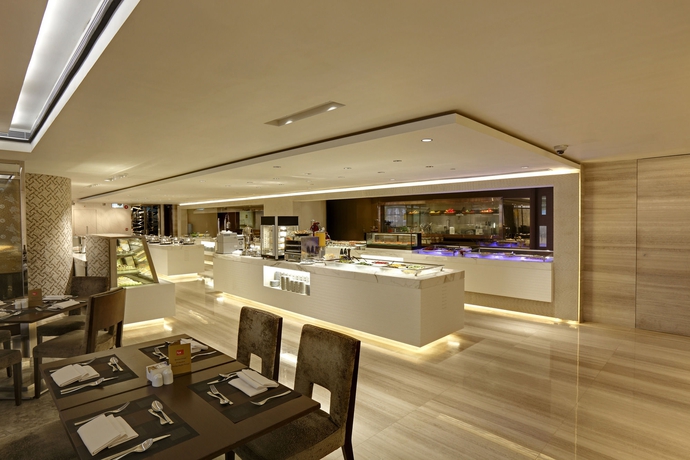 Imagen del bar/restaurante del Hotel Prudential. Foto 7