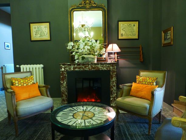 Imagen de los interiores del Hotel Pruly. Foto 18