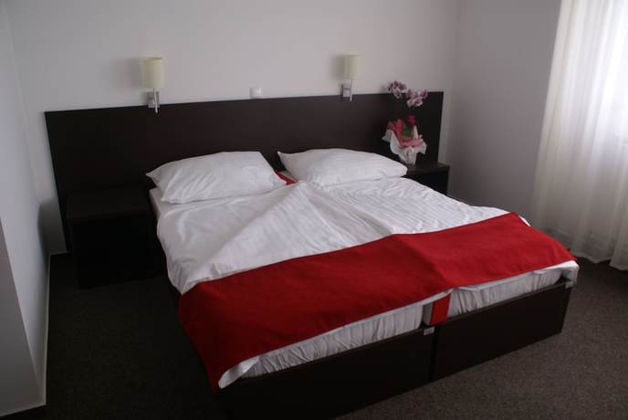 Imagen de la habitación del Hotel Prunk. Foto 15