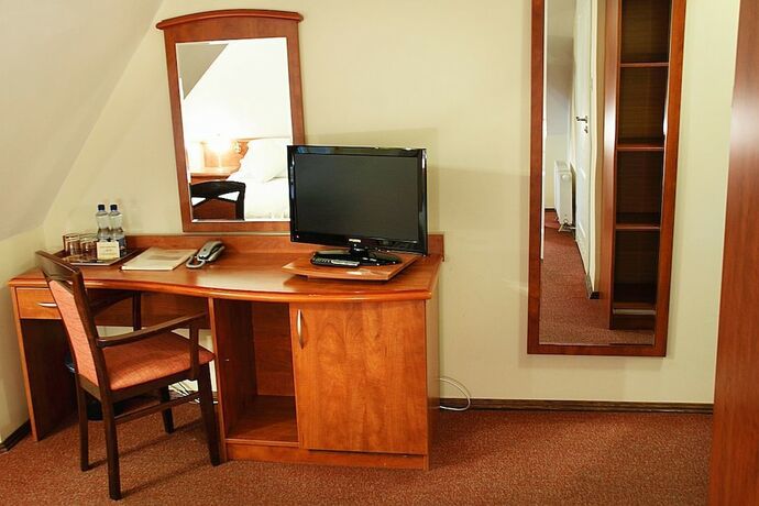 Imagen general del Hotel Przy Oślej Bramie - Zamek Książ. Foto 3