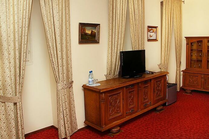 Imagen general del Hotel Przy Oślej Bramie - Zamek Książ. Foto 7