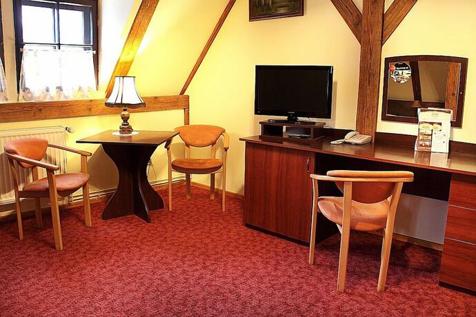 Imagen general del Hotel Przy Oślej Bramie - Zamek Książ. Foto 11