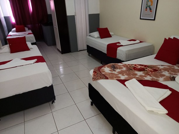 Imagen de la habitación del Hotel Ps Itaborai. Foto 7