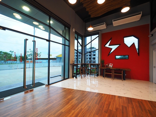 Imagen de los interiores del Hotel Ps Sriphu. Foto 16
