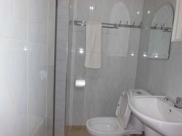 Imagen general del Hotel Psalms Motel- Entebbe. Foto 1