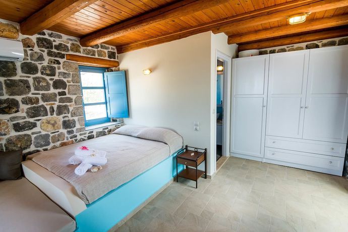 Imagen de la habitación del Hotel Pserimos Villas. Foto 8