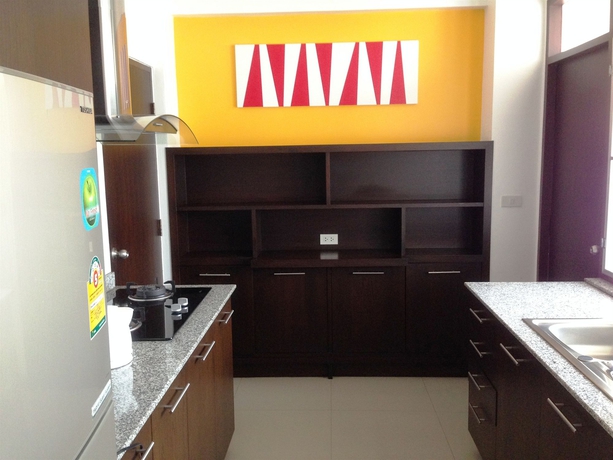 Imagen de la habitación del Hotel Pt Court. Foto 4