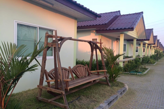 Imagen de los exteriores del Hotel Pt House Resort. Foto 17