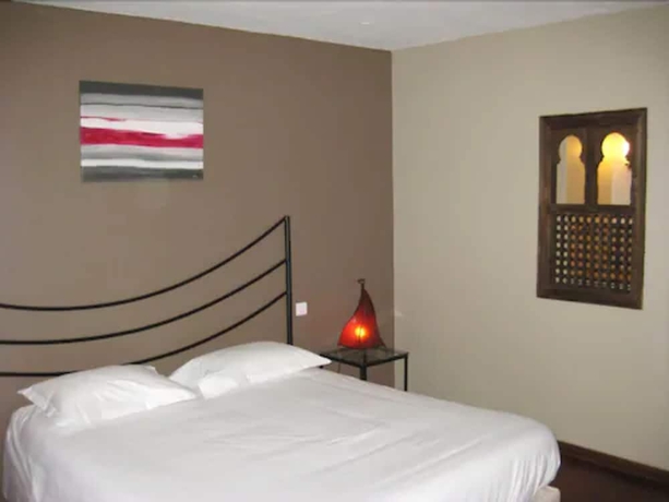 Imagen general del Hotel P'tit Dej-hotel Aix-les-bains. Foto 1