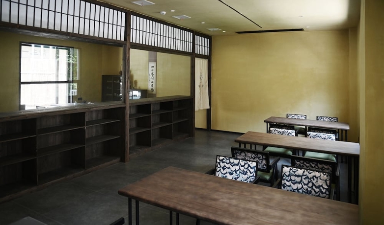 Imagen de los interiores del Hotel Pu Tao Mountain Residence. Foto 14