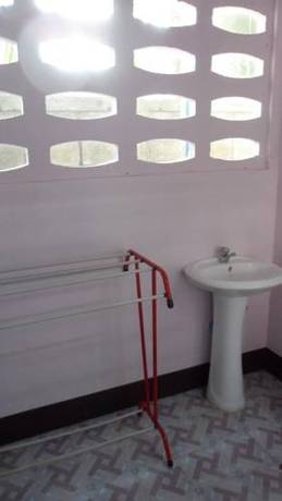 Imagen de los exteriores del Hotel Puangchompoo Place. Foto 13