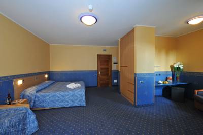 Imagen de la habitación del Hotel Puccini. Foto 4