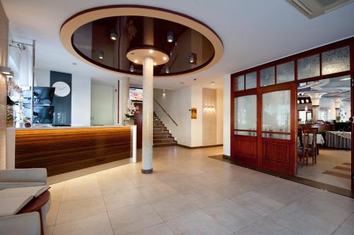 Imagen de los interiores del Hotel Puchacz Spa. Foto 6