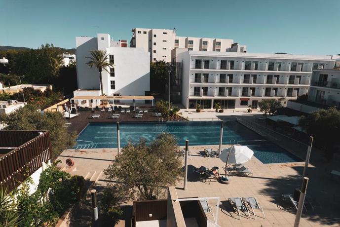 Imagen general del Hotel Puchet. Foto 15