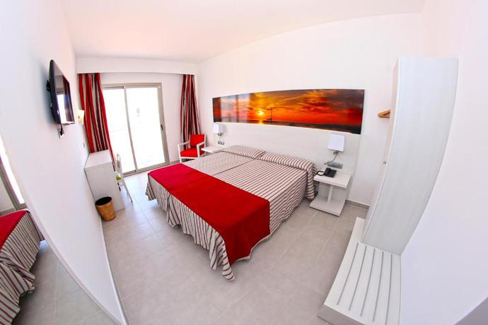 Imagen general del Hotel Puchet. Foto 19