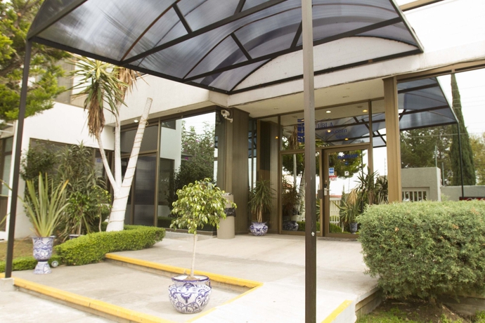 Imagen de los interiores del Hotel Puebla Inn Express. Foto 8