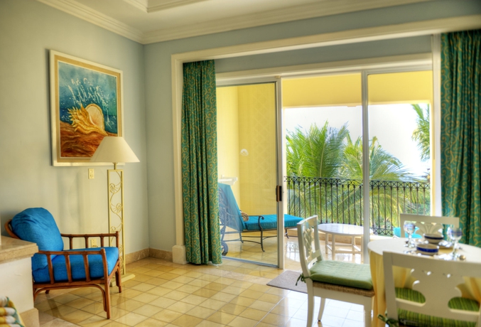 Imagen de la habitación del Hotel Pueblo Bonito Emerald Bay Resort and Spa - All Inclusive. Foto 7