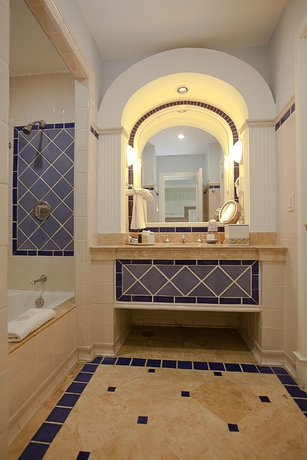 Imagen de la habitación del Hotel Pueblo Bonito Emerald Bay Resort and Spa - All Inclusive. Foto 8