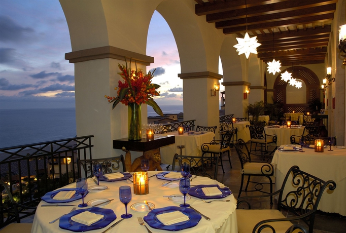 Imagen del bar/restaurante del Hotel Pueblo Bonito Sunset Beach Golf and Spa Resort - All Inclusive. Foto 2
