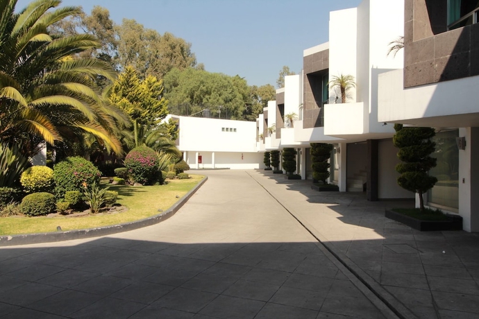 Imagen de los interiores del Hotel Puente Grande. Foto 13