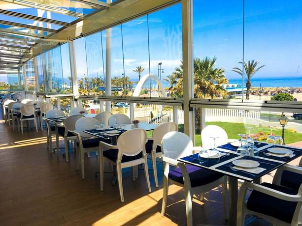 Imagen del bar/restaurante del Hotel Puente Real. Foto 3