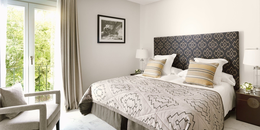Imagen de la habitación del Hotel Puente Romano Marbella. Foto 9