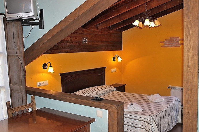 Imagen de la habitación del Hotel Puente Vidosa. Foto 13