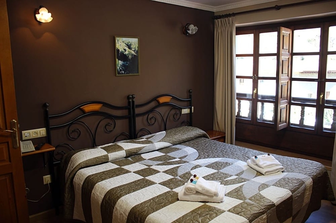 Imagen de la habitación del Hotel Puente Vidosa. Foto 14