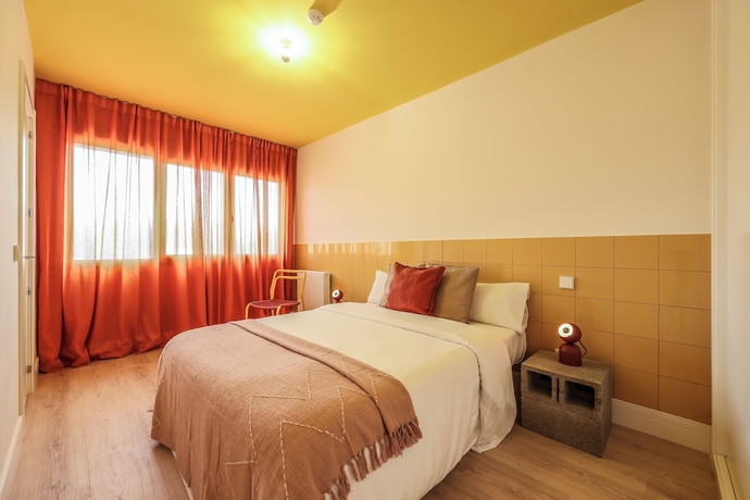 Imagen de la habitación del Hotel Puente de Segovia. Foto 9