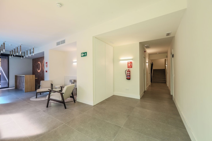 Imagen de los interiores del Hotel Puente de Segovia. Foto 16