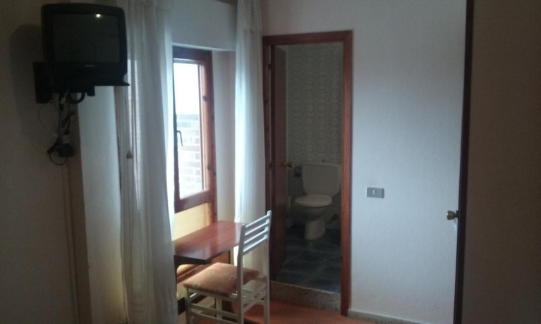 Imagen general del Hotel Puente de los Santos. Foto 9