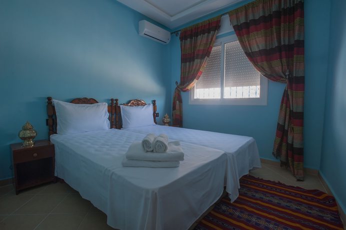 Imagen de la habitación del Hotel Puerta Azul. Foto 16