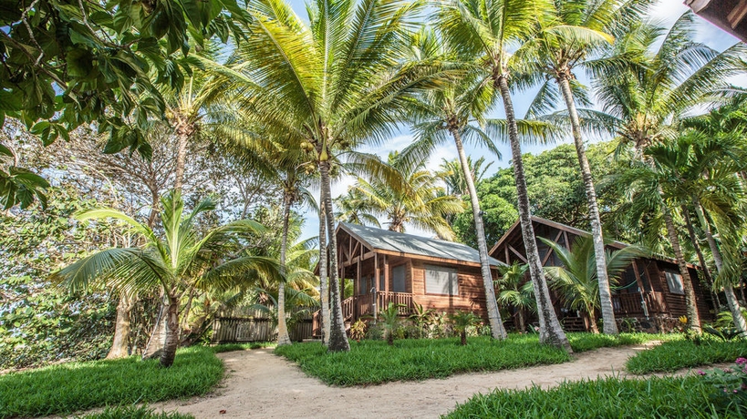 Imagen de los exteriores del Hotel Puerta Azul, Isla de Roatán. Foto 9