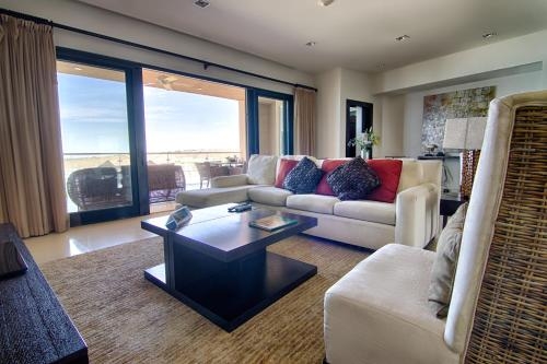 Imagen de la habitación del Hotel Puerta Cortes Residences: Vistamar. Foto 8