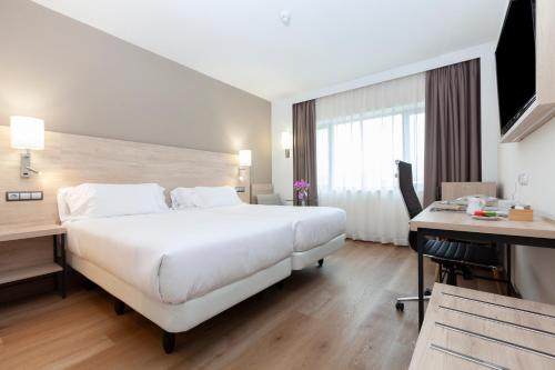 Imagen de la habitación del Hotel Puerta De Bilbao. Foto 4