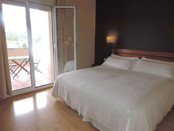 Imagen de la habitación del Hotel Puerta De España. Foto 2