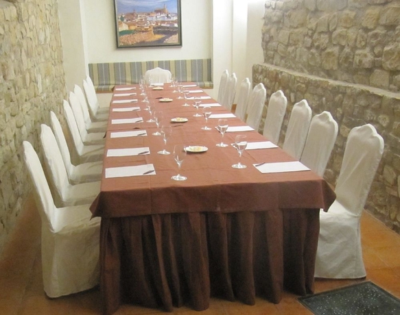 Imagen de los interiores del Hotel Puerta De La Luna. Foto 9