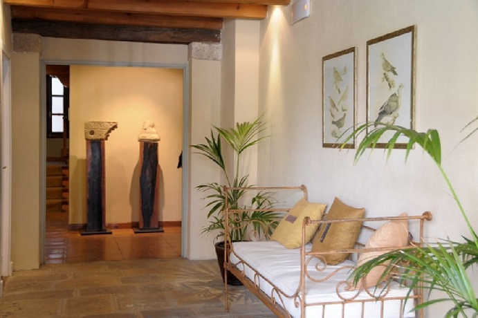 Imagen de los interiores del Hotel Puerta De La Luna. Foto 10