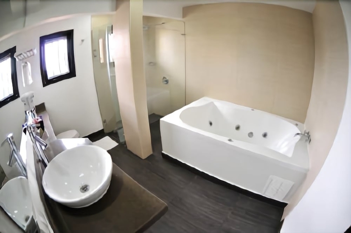 Imagen de la habitación del Hotel Puerta De San Antonio. Foto 3