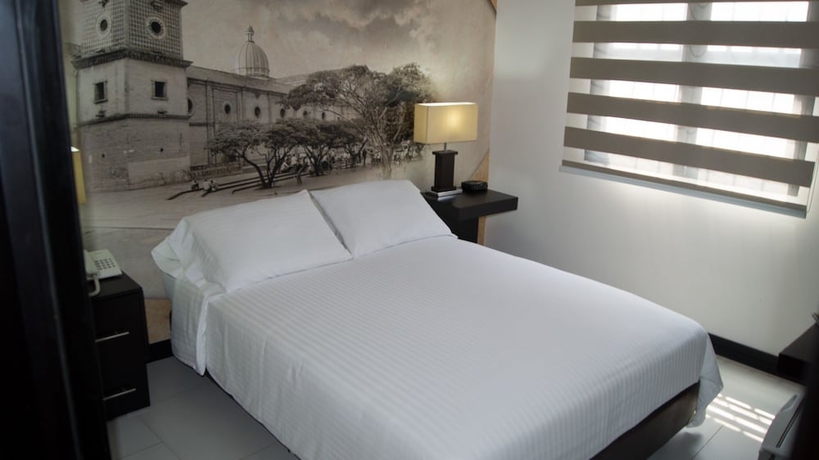 Imagen de la habitación del Hotel Puerta De San Antonio. Foto 8