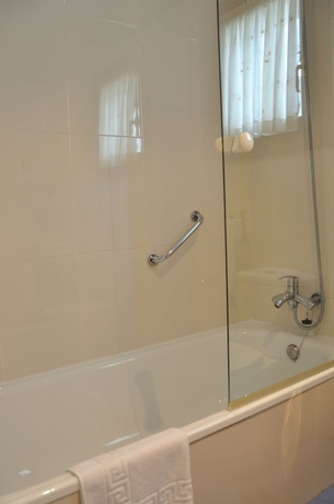 Imagen de la habitación del Hotel Puerta Del Oriente. Foto 14