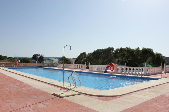 Imagen general del Hotel Puerta Del Parque. Foto 6