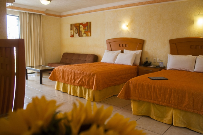 Imagen de la habitación del Hotel Puerta Del Sol, Guadalajara. Foto 4