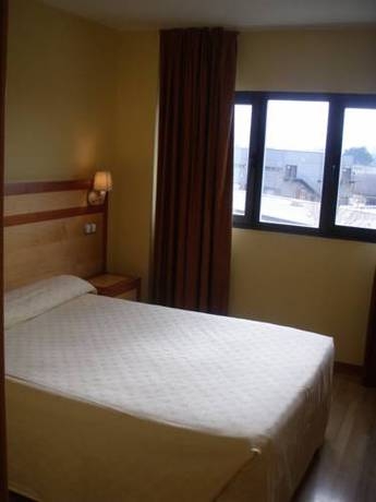 Imagen de la habitación del Hotel Puerta Guadalajara. Foto 5